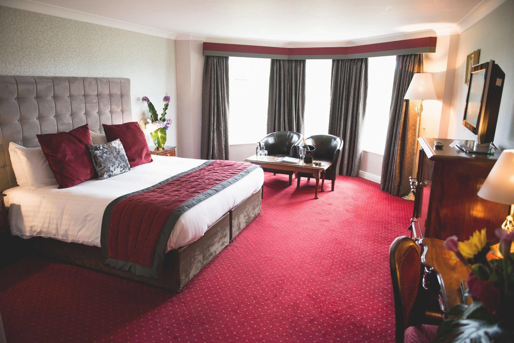 נאטספורד Mere Court Hotel מראה חיצוני תמונה